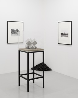 2facing-concrete.jpg