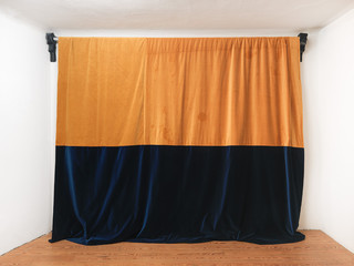 12emil-michael-klein-curtains.jpg