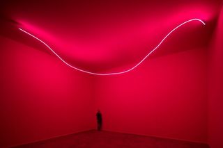 20lucio-fontana-walking-space-spatial-environments.jpg