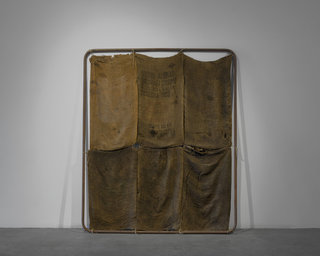 3Jannis_Kounellis.jpg