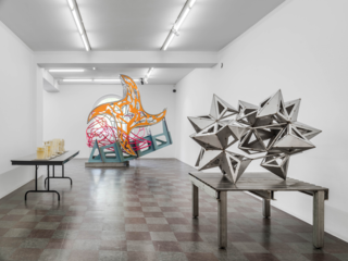 9Frank_Stella_Freestanding.png